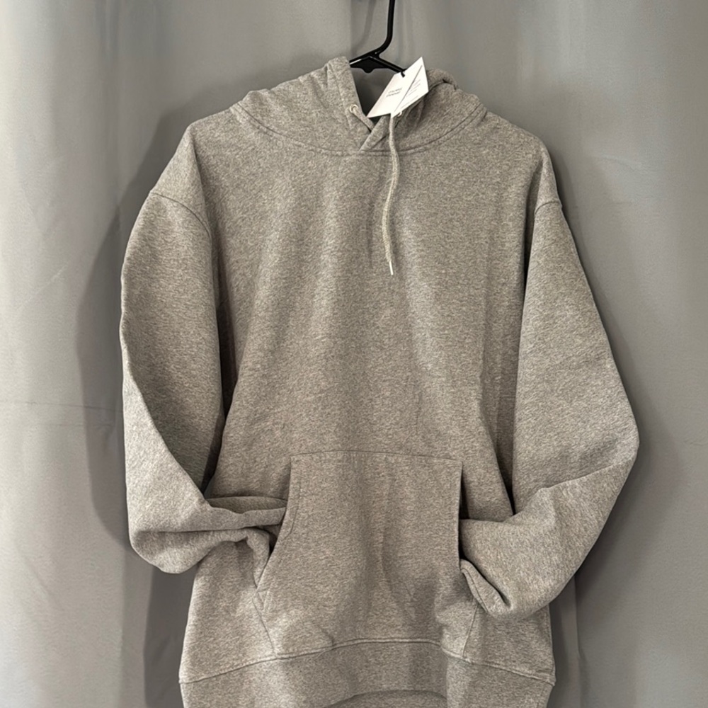 Gray Heathered Sweatshirt with Mock Neck and Relaxed Fit